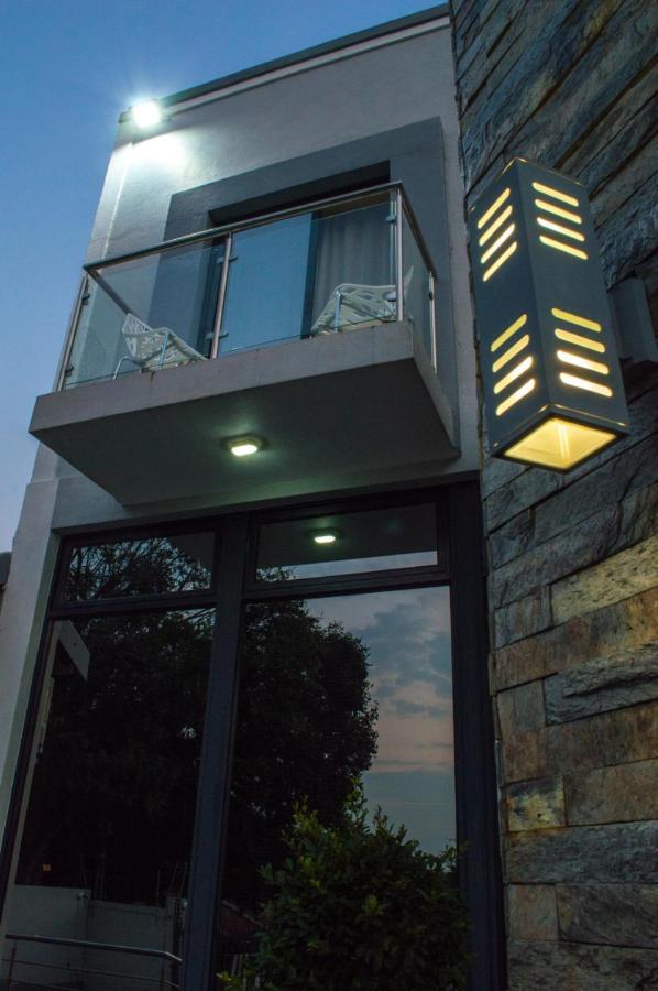 Aqua Stone Guest House Mbombela Exterior foto